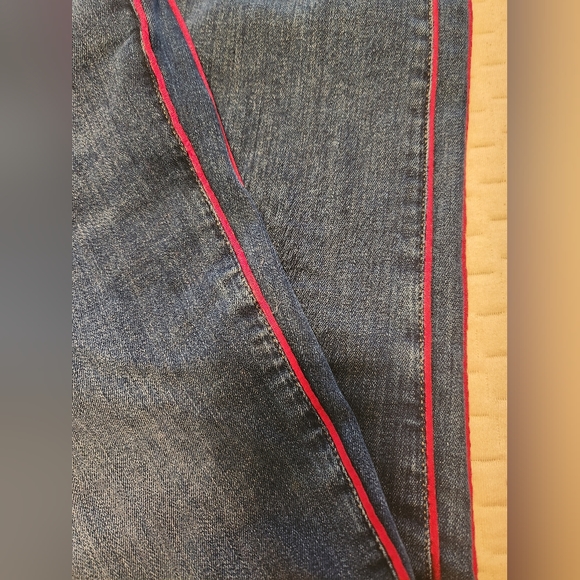 Express Red Stripe Jeans - Picture 4 of 5